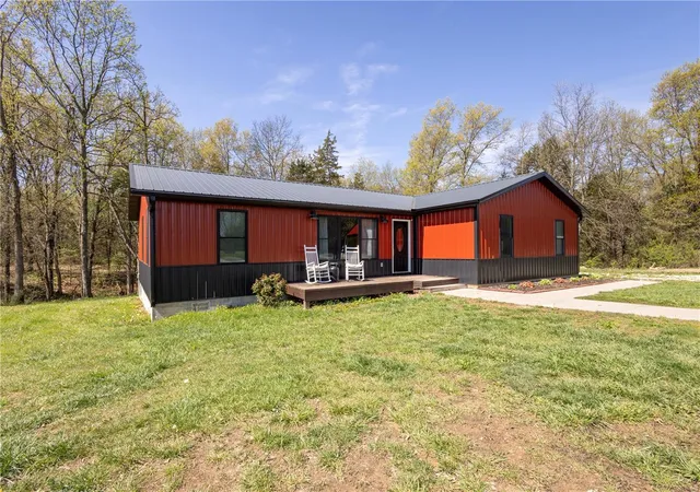 Photo 2 of Single family home for sale at 22261 Coyote Hills Dr, Center, MO 63436 | MLS# 25025217 | Listing updated on 2025-04-23