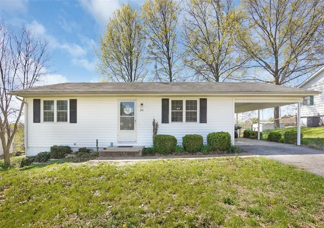 Photo 1 of Single family home for sale at 120 Melrose St, New Haven, MO 63068 | MLS# 25025256 | Listing updated on 2025-04-22