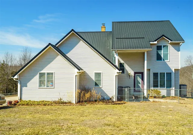 Single family home for sale at 11501 County Rd 8490, Newburg, MO 65550 | MLS# 25025434