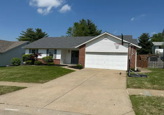 Photo 1 of Single family home for sale at 1657 Wild Goose Run, Saint Charles, MO 63303 | MLS# 25025516 | Listing updated on 2025-05-01