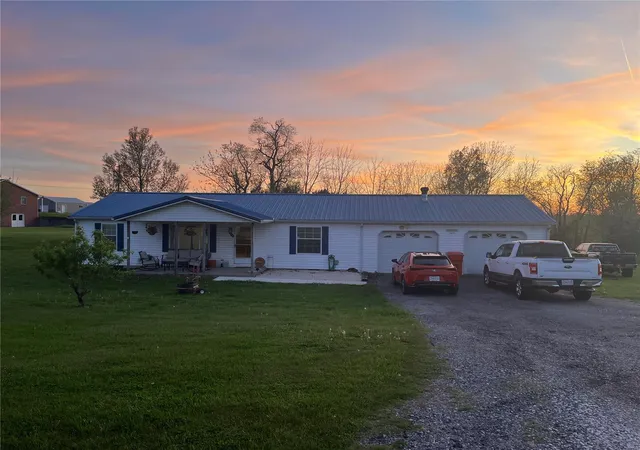 Photo 1 of Single family home for sale at 9643 Us Hwy 61, Jackson, MO 63755 | MLS# 25025527 | Listing updated on 2025-04-24