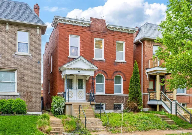 Photo 2 of Multi family home for sale at 3727 Connecticut St, Saint Louis, MO 63116 | MLS# 25025608 | Listing updated on 2025-04-23
