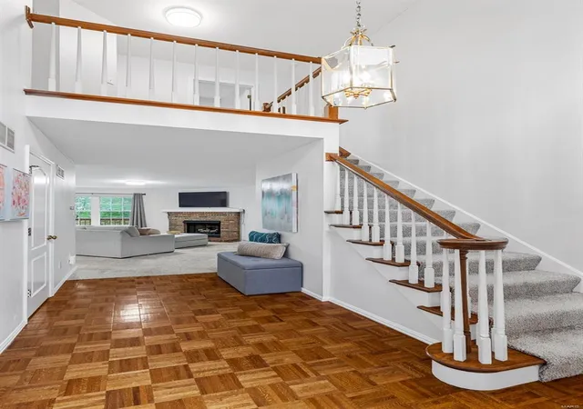 Photo 3 of Townhouse for sale at 3112 Autumn Shrs Dr, Maryland Heights, MO 63043 | MLS# 25025665 | Listing updated on 2025-05-05