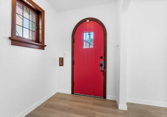 Photo 2 of Single family home for sale at 5034 Queens Ave, Saint Louis, MO 63115 | MLS# 25025675 | Listing updated on 2025-04-25