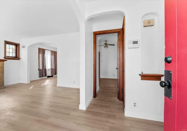 Photo 3 of Single family home for sale at 5034 Queens Ave, Saint Louis, MO 63115 | MLS# 25025675 | Listing updated on 2025-04-25