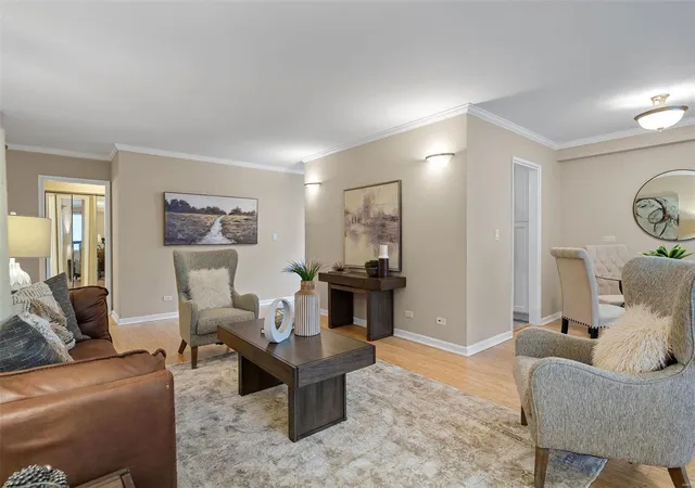 Homes for sale in Saint Louis, MO | 4466 W Pine Blvd #2E, Saint Louis, MO 63108 | MLS# 25025689