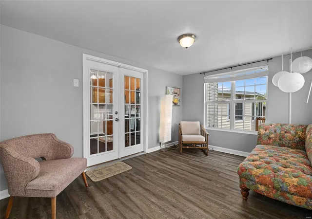 Photo 4 of Single family home for sale at 6211 Odell St, Saint Louis, MO 63139 | MLS# 25026842 | Listing updated on 2025-04-24