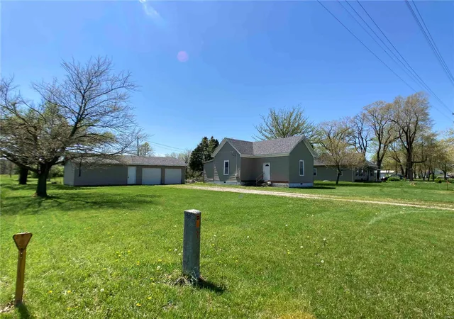 Photo 24 of Single family home for sale at 898 Tree Farm Road, High Hill, MO 63350 | MLS# 25026896 | Listing updated on 2025-04-24