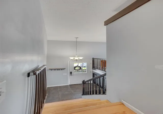 Photo 2 of Single family home for sale at 1638 Prestonpark Ln, Saint Louis, MO 63146 | MLS# 25026910 | Listing updated on 2025-04-24