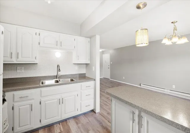Listing Photo 4 - Condo for sale in building located at 1715 Mayenne Ct, St. Louis, MO 63125 - Unit #G
