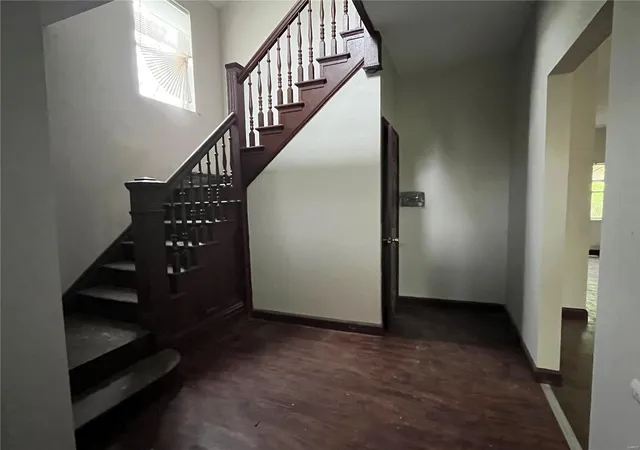 Photo 3 of Single family home for sale at 2321 Shirley Ave, Saint Louis, MO 63136 | MLS# 25026963 | Listing updated on 2025-04-25