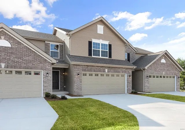 Photo 1 of Single family home for sale at 12 Fairmount Grv Dr, Saint Peters, MO 63376 | MLS# 25027078 | Listing updated on 2025-04-25