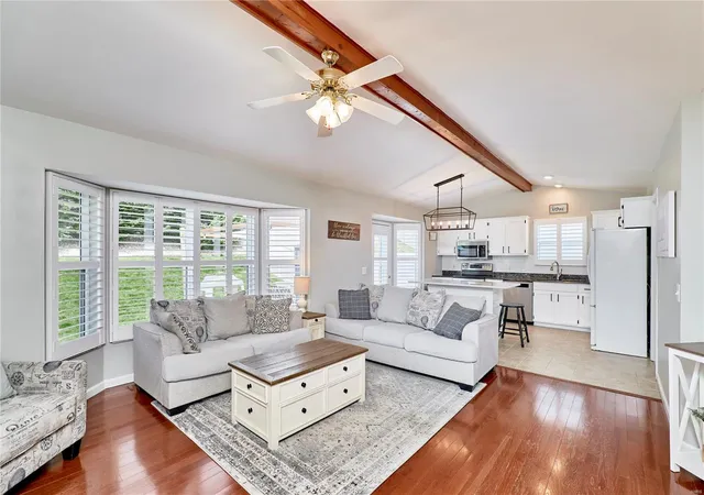Photo 4 of Single family home for sale at 3266 Hyatt Ct, Saint Peters, MO 63303 | MLS# 25027166 | Listing updated on 2025-05-01