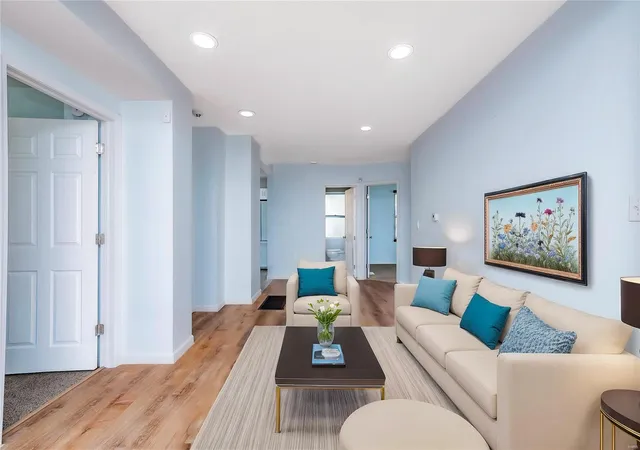 Photo 2 of Single family home for sale at 9715 Foster Ave, Saint Louis, MO 63114 | MLS# 25027175 | Listing updated on 2025-04-25