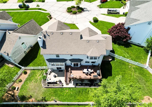 Photo 4 of Single family home for sale at 375 Falcon Hl Dr, O Fallon, MO 63368 | MLS# 25027257 | Listing updated on 2025-05-09