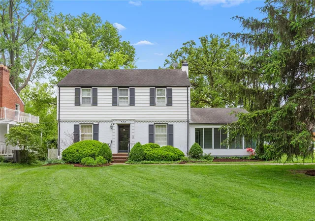 Photo 1 of Single family home for sale at 300 Gill Ave, Saint Louis, MO 63122 | MLS# 25027629 | Listing updated on 2025-05-08