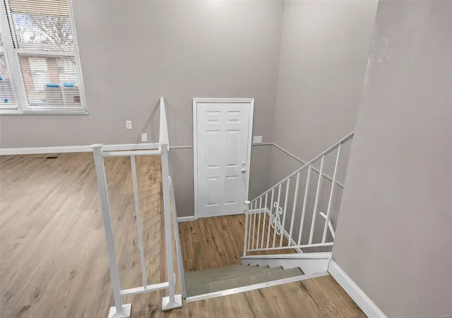 Photo 2 of Single family home for sale at 9533 Winkler Dr, Saint Louis, MO 63136 | MLS# 25027795 | Listing updated on 2025-05-01