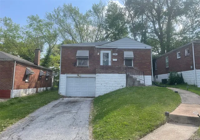 Photo 1 of Single family home for sale at 7106 Florence Pl, Saint Louis, MO 63136 | MLS# 25028023 | Listing updated on 2025-05-01