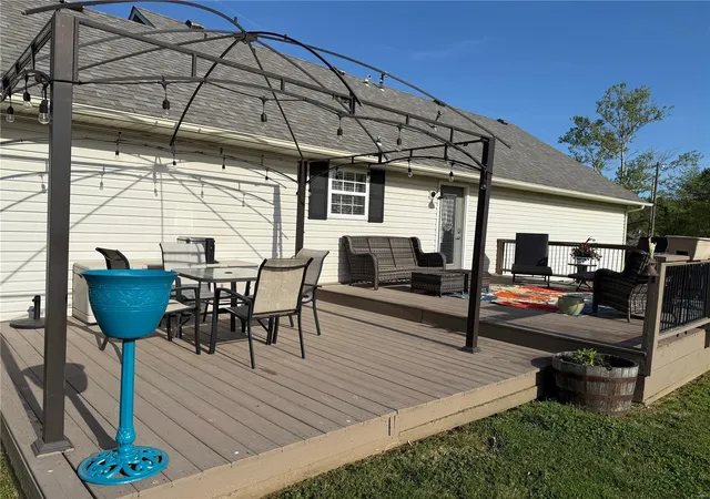 Photo 3 of Single family home for sale at 1304 State Hwy Ad, Oran, MO 63771 | MLS# 25028087 | Listing updated on 2025-04-30