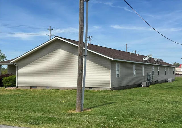 Photo 6 of Multi family home for sale at 2 One Mile Rd #2-4-6-8, Dexter, MO 63841 | MLS# 25028190 | Listing updated on 2025-04-30