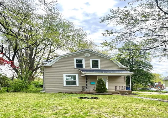 Photo 1 of Single family home for sale at 3710 Boswell Ave, Saint Louis, MO 63114 | MLS# 25028192 | Listing updated on 2025-04-30