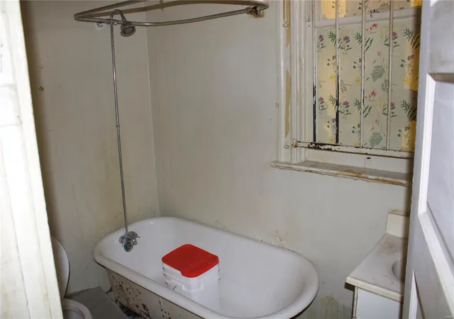 Photo 3 of Single family home for sale at 4783 Cupples Pl, Saint Louis, MO 63113 | MLS# 25028205 | Listing updated on 2025-04-30