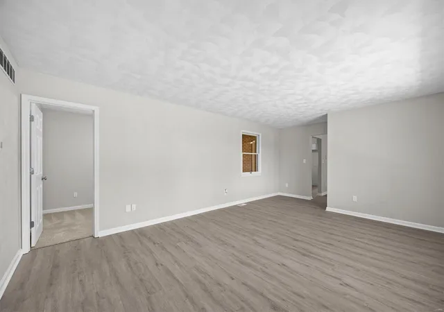 Photo 3 of Single family home for sale at 735 Buss St, Saint Libory, IL 62282 | MLS# 25028349 | Listing updated on 2025-04-30