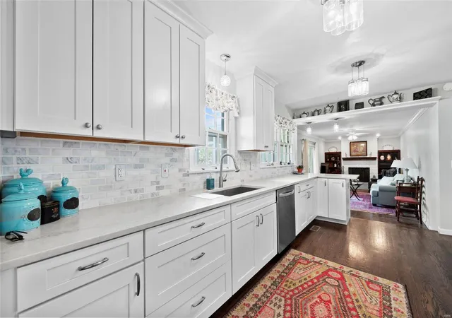 Photo 2 of Single family home for sale at 3002 Rockford Way Pl, Saint Charles, MO 63303 | MLS# 25028556 | Listing updated on 2025-05-07