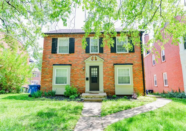 Photo 1 of Multi family home for sale at 1060 E Linden Ave, Saint Louis, MO 63117 | MLS# 25028612 | Listing updated on 2025-05-07