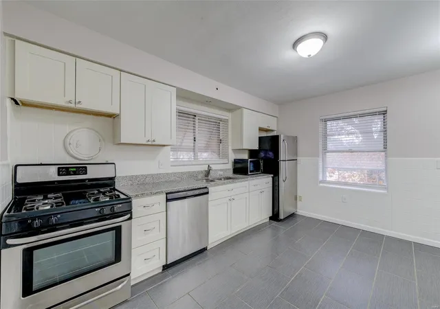 Photo 2 of Multi family home for sale at 7155 Tulane Ave, Saint Louis, MO 63130 | MLS# 25028663 | Listing updated on 2025-05-01