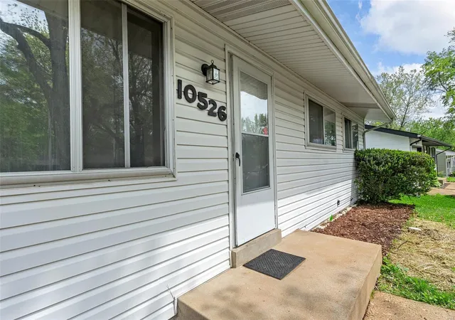 Photo 1 of Single family home for sale at 10526 Olney Dr, Saint Louis, MO 63136 | MLS# 25028771 | Listing updated on 2025-05-02