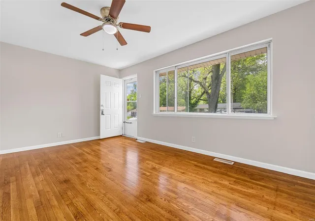 Photo 2 of Single family home for sale at 10526 Olney Dr, Saint Louis, MO 63136 | MLS# 25028771 | Listing updated on 2025-05-02