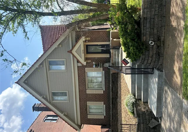 Photo 1 of Single family home for sale at 6278 Cates Ave, Saint Louis, MO 63130 | MLS# 25028904 | Listing updated on 2025-05-02