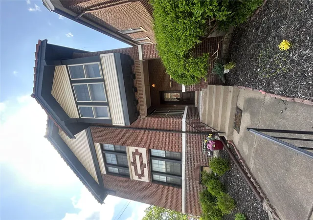 Photo 1 of Multi family home for sale at 719 Leland Ave, Saint Louis, MO 63130 | MLS# 25028905 | Listing updated on 2025-05-02