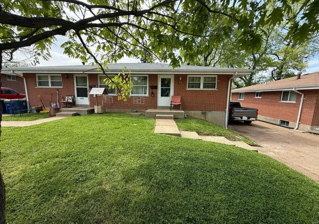 Photo 1 of Multi family home for sale at 3205 Buder Ct, Saint Ann, MO 63074 | MLS# 25029214 | Listing updated on 2025-05-05