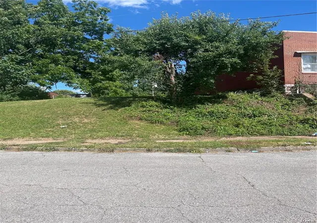 Photo 1 of Land for sale at 4638 Nebraska Ave, Saint Louis, MO 63111 | MLS# 25029321 | Listing updated on 2025-05-05