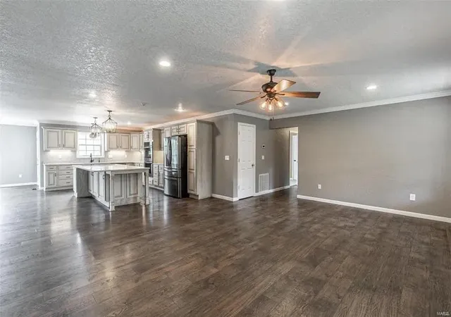 Photo 4 of Single family home for sale at 1537 Highway 34, Van Buren, MO 63965 | MLS# 25029340 | Listing updated on 2025-05-07