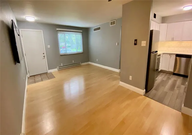 Photo 4 of Condo for sale at 10003 Sakura Dr #A, Saint Louis, MO 63128 | MLS# 25029374 | Listing updated on 2025-05-06