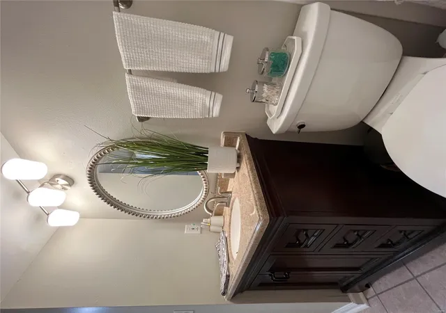 Listing Photo 5 - Condo for sale in building located at 9169 N Swan Cir, Saint Louis, MO 63144