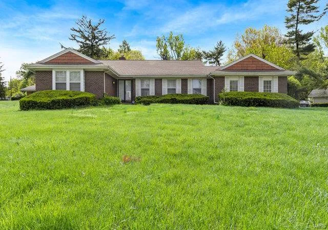 Photo 1 of Single family home for sale at 11612 Francetta Ln, Saint Louis, MO 63138 | MLS# 25029526 | Listing updated on 2025-05-06