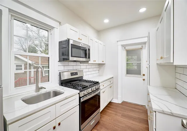 Photo 2 of Single family home for sale at 8821 Olden Ave, Saint Louis, MO 63114 | MLS# 25029582 | Listing updated on 2025-05-06