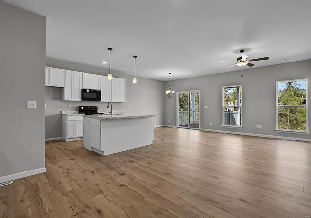 Photo 3 of Single family home for sale at 2349 Fiddlers Close Rd #55STB, Washington, MO 63090 | MLS# 25029587 | Listing updated on 2025-05-06