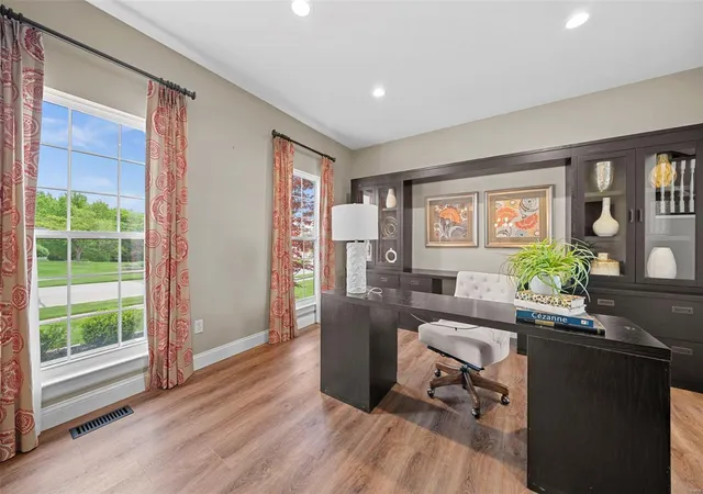 Photo 4 of Single family home for sale at 616 Knollshire Way, O Fallon, MO 63368 | MLS# 25029596 | Listing updated on 2025-05-07