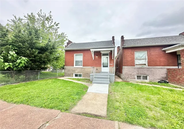 Photo 1 of Single family home for sale at 2806 Keokuk St, Saint Louis, MO 63118 | MLS# 25029683 | Listing updated on 2025-05-06