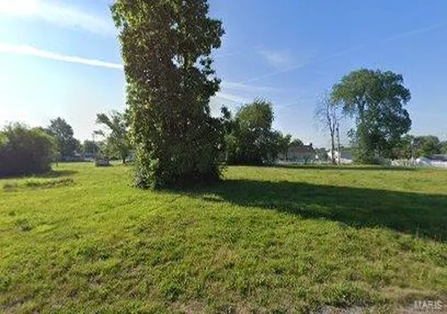 1st image of 720 S 47th St, East Saint Louis, IL 62207 | MLS# 25029765