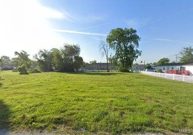 1st image of 728 S 47th St, East Saint Louis, IL 62207 | MLS# 25029779