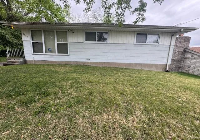 Photo 21 of Single family home for sale at 2403 Gardner Dr, Saint Louis, MO 63136 | MLS# 25029829 | Listing updated on 2025-05-06