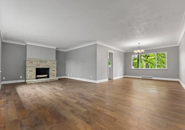 Photo 2 of Single family home for sale at 7353 Whitehaven Dr, Saint Louis, MO 63123 | MLS# 25029947 | Listing updated on 2025-05-08