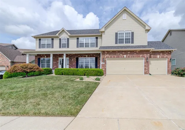 Photo 1 of Single family home for sale at 41 Deer Crk Dr, O Fallon, MO 63366 | MLS# 25029948 | Listing updated on 2025-05-07