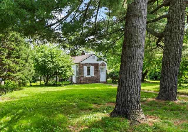 Photo 8 of Land for sale at 7728 Snowden Ave, Saint Louis, MO 63117 | MLS# 25030075 | Listing updated on 2025-05-09